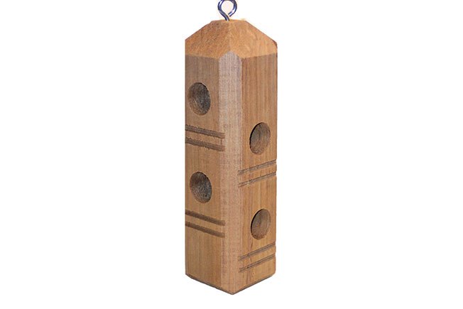 CEDAR BEVEL CUT POST FEEDER